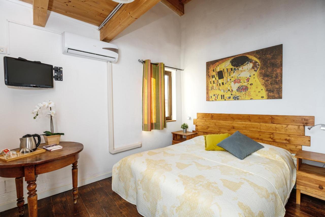 B&B La Corte San Francesco Μπάρι Εξωτερικό φωτογραφία
